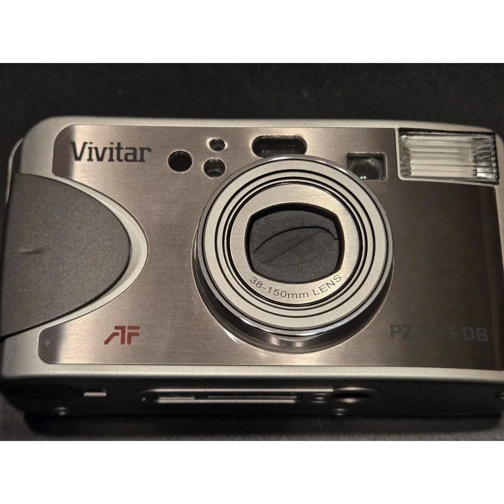 Vivitar PZ3815 DB 35mm Film Camera Body in Working Condition Case & Book